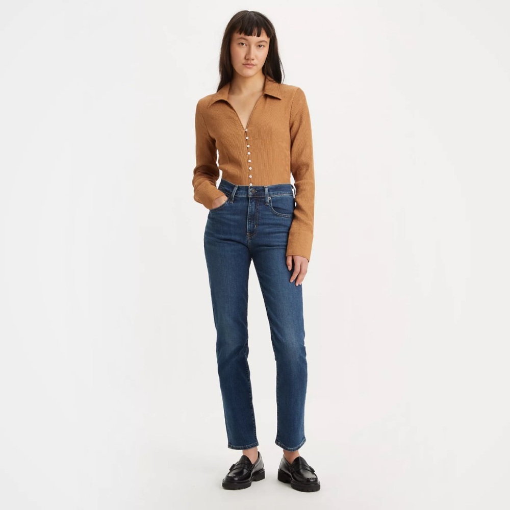 Women’s High-Rise Straight Jeans in Dark Blue